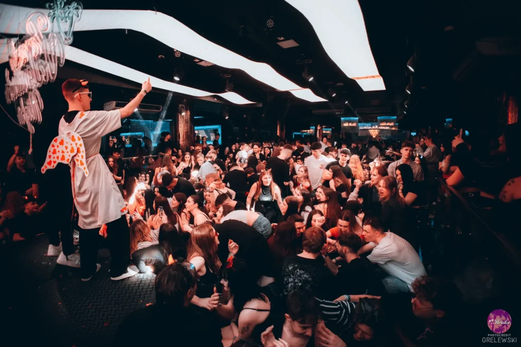Paradise Parties najlepsze imprezy w polsce oraz we wrocławiu