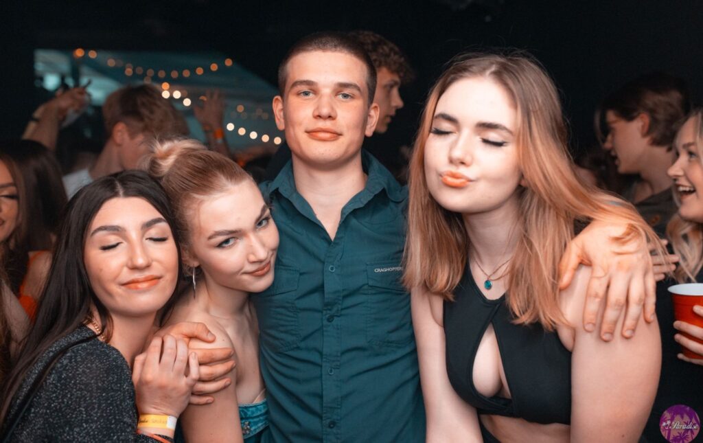 wydarzenia PARADISE parties