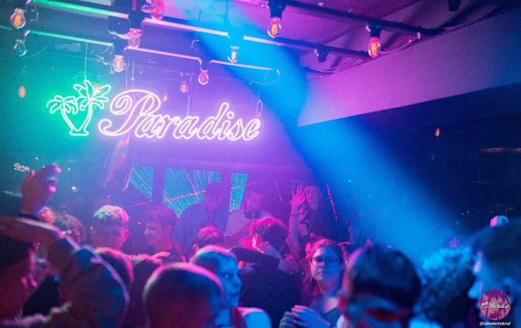 wydarzenia PARADISE parties1