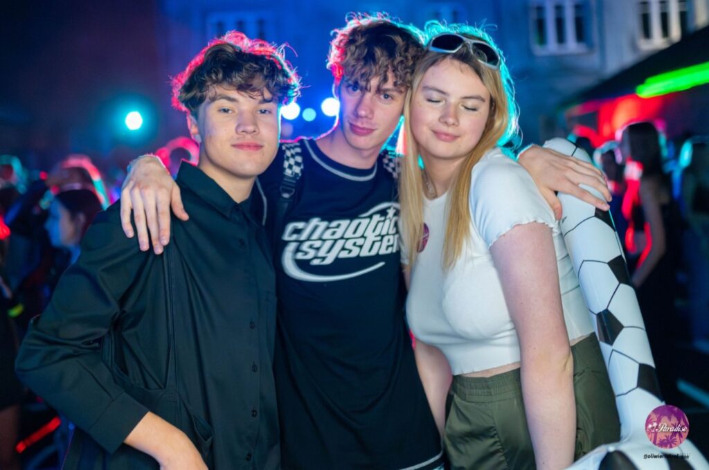 wydarzenia PARADISE parties14