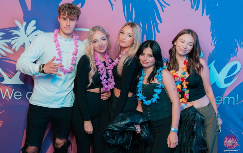 wydarzenia PARADISE parties2