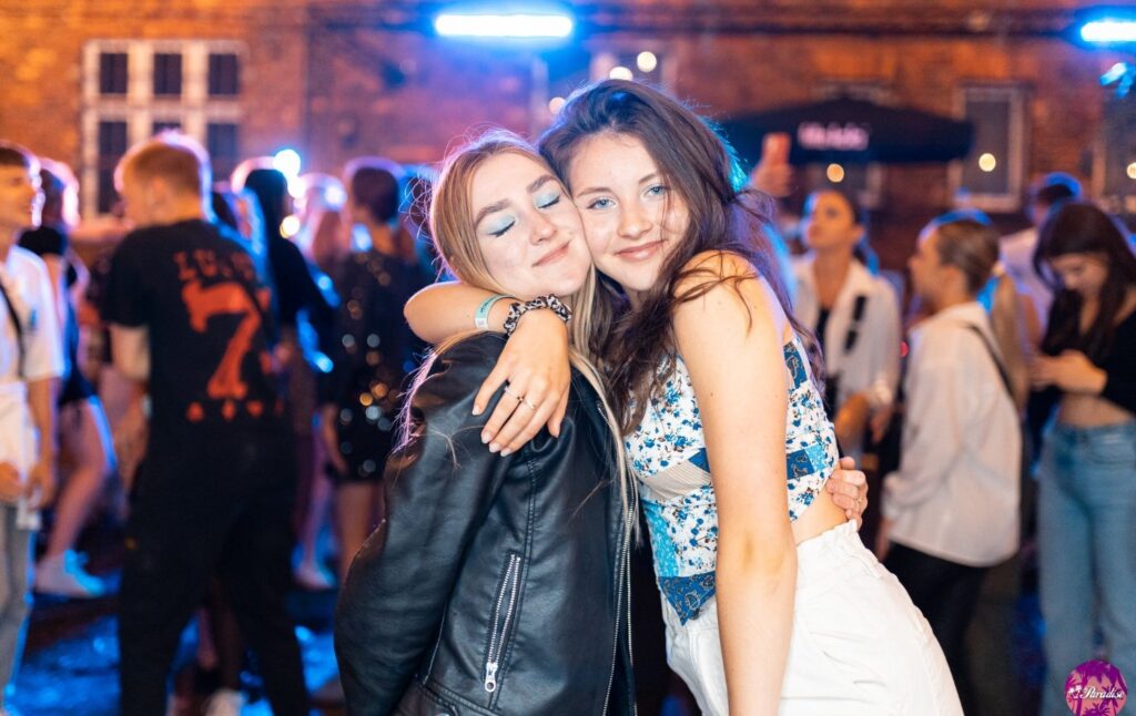 wydarzenia PARADISE parties6