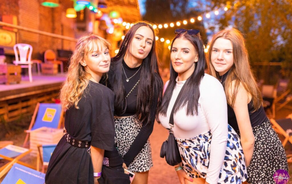 wydarzenia PARADISE parties8