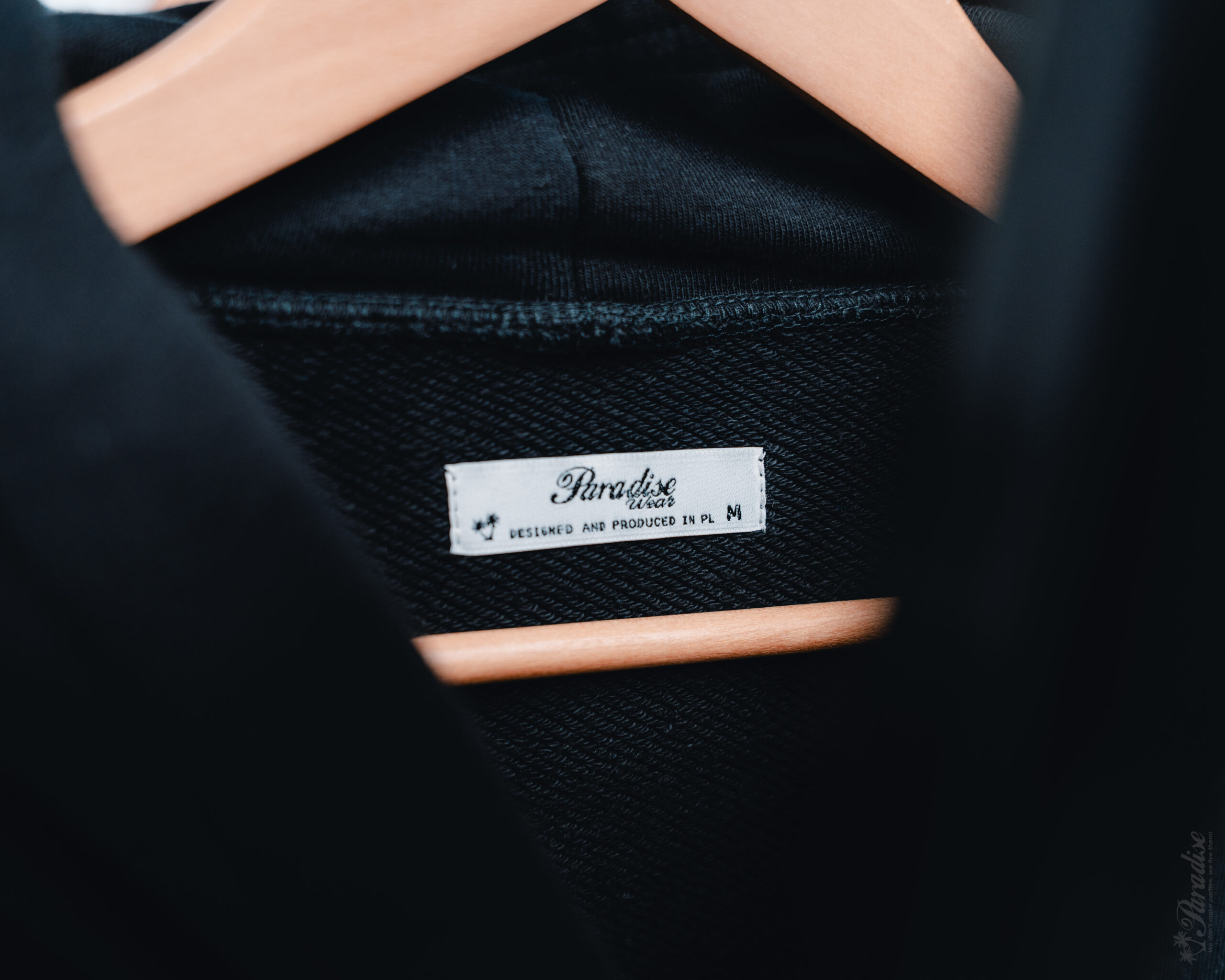 Bluza “We don’t make parties, we live them” - obrazek 7